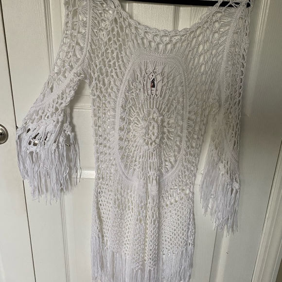 💙🤍Coverup💙🤍 - Picture 2 of 4